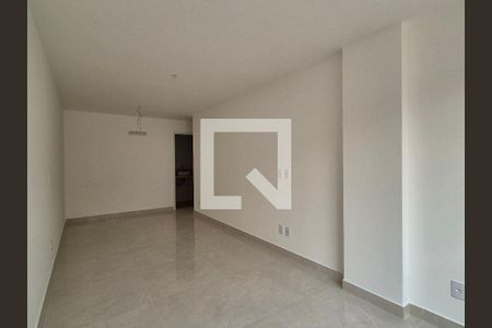 Apartamento à venda com 180m², 3 quartos e 3 vagas Apartamento à venda com 180m², 3 quartos e 3 vagasSuite 1