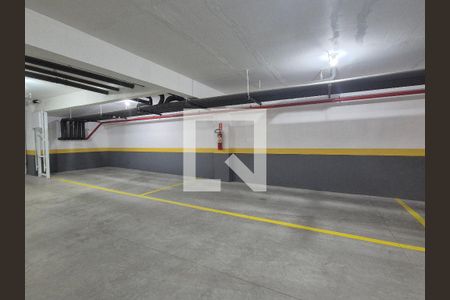Apartamento à venda com 180m², 3 quartos e 3 vagas Apartamento à venda com 180m², 3 quartos e 3 vagasGaragem