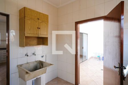 Casa à venda com 343m², 3 quartos e 6 vagasÁrea de serviço