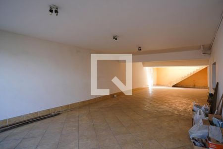 Casa à venda com 343m², 3 quartos e 6 vagasGaragem