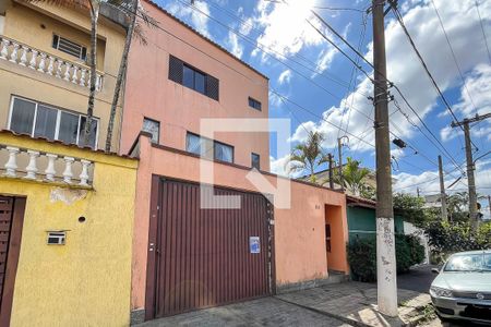 Casa à venda com 343m², 3 quartos e 6 vagasFachada + plaquinha