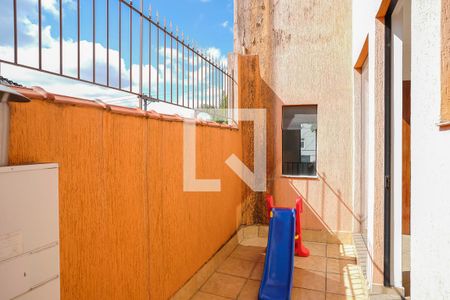 Casa à venda com 343m², 3 quartos e 6 vagasVaranda