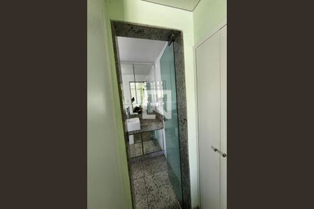 Casa para alugar com 1113m², 3 quartos e 4 vagas