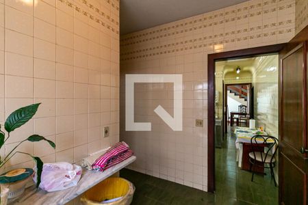 Casa à venda com 450m², 4 quartos e 4 vagasÁrea de serviço