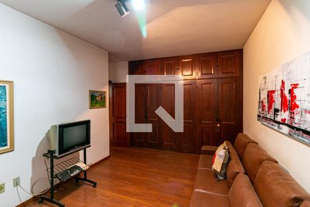 Casa à venda com 450m², 4 quartos e 4 vagasQuarto