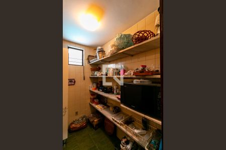 Casa à venda com 450m², 4 quartos e 4 vagasBanheiro