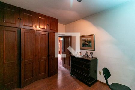 Casa à venda com 450m², 4 quartos e 4 vagasQuarto