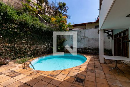 Casa à venda com 450m², 4 quartos e 4 vagasÁrea externa