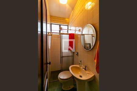 Casa à venda com 450m², 4 quartos e 4 vagasBanheiro