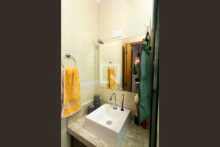 Casa de condomínio à venda com 55m², 3 quartos e 1 vaga Casa de condomínio à venda com 55m², 3 quartos e 1 vagaBanheiro da Suíte