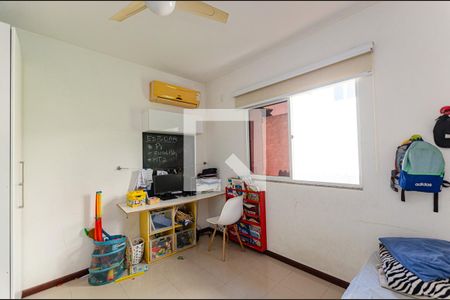 Casa à venda com 70m², 2 quartos e 1 vaga Casa à venda com 70m², 2 quartos e 1 vagaQuarto 2