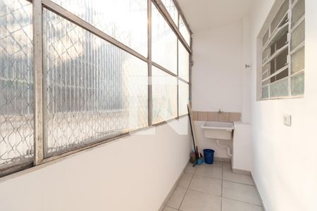 Apartamento à venda com 70m², 2 quartos e sem vagaÁrea de Serviço
