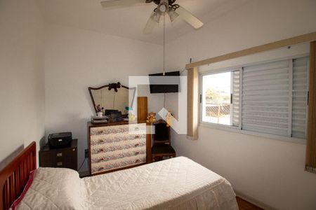 Casa à venda com 170m², 4 quartos e 4 vagas Casa à venda com 170m², 4 quartos e 4 vagasQuarto 4