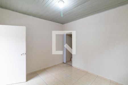 Quarto 2 de casa para alugar com 2 quartos, 70m² em Parque Savoy City, São Paulo