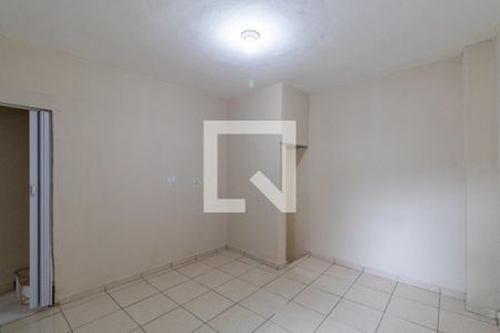 Quarto de casa para alugar com 2 quartos, 70m² em Parque Savoy City, São Paulo