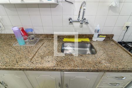 Apartamento à venda com 74m², 3 quartos e 1 vaga Apartamento à venda com 74m², 3 quartos e 1 vagaCozinha e Área de Serviço