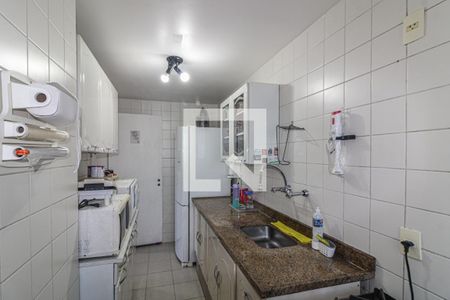 Apartamento à venda com 74m², 3 quartos e 1 vaga Apartamento à venda com 74m², 3 quartos e 1 vagaCozinha e Área de Serviço