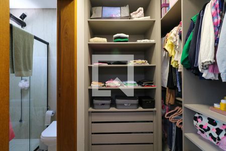 Casa à venda com 400m², 4 quartos e 4 vagasSuíte 1