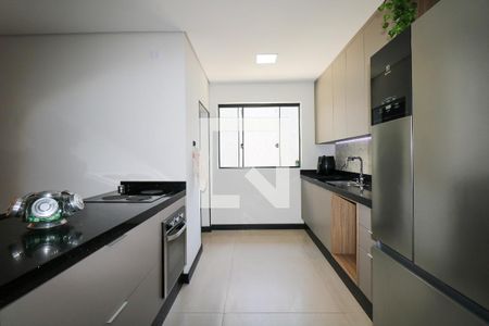 Casa à venda com 400m², 4 quartos e 4 vagasCozinha