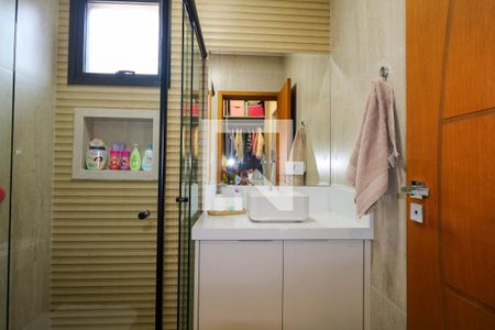 Casa à venda com 400m², 4 quartos e 4 vagasBanheiro da Suíte 2