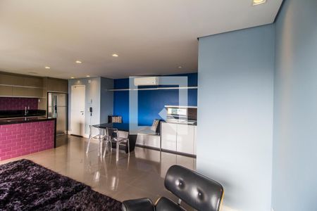 Sala de TV de apartamento para alugar com 1 quarto, 63m² em Melville Empresarial I E Ii, Barueri