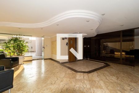 Apartamento à venda com 125m², 3 quartos e 1 vaga Apartamento à venda com 125m², 3 quartos e 1 vagaHall