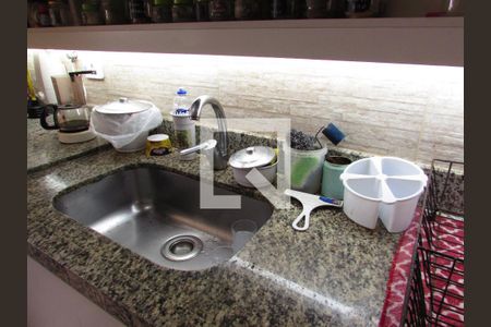 Apartamento à venda com 64m², 2 quartos e 1 vagaCozinha