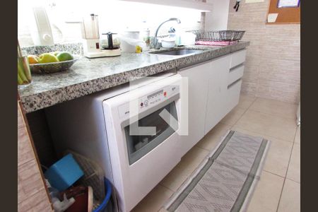 Apartamento à venda com 64m², 2 quartos e 1 vagaCozinha