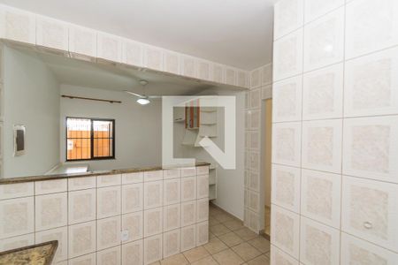Casa à venda com 130m², 3 quartos e 1 vaga Casa à venda com 130m², 3 quartos e 1 vagaCozinha