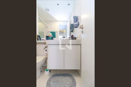 Apartamento à venda com 53m², 2 quartos e 1 vagaBanheiro 2
