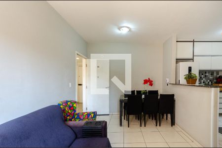 Sala de apartamento à venda com 2 quartos, 48m² em Vila Santa Delfina, São Paulo