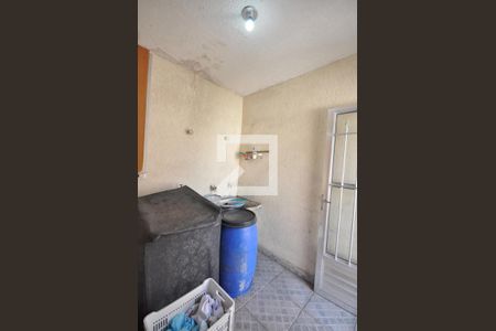 Casa à venda com 240m², 3 quartos e 2 vagasÁrea de Serviço