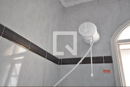 Casa à venda com 240m², 3 quartos e 2 vagasBanheiro da Suíte 1