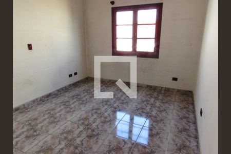 Casa à venda com 165m², 3 quartos e 4 vagasSuíte