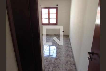 Casa à venda com 165m², 3 quartos e 4 vagasSuíte 1