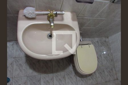 Casa à venda com 165m², 3 quartos e 4 vagasBanheiro Social