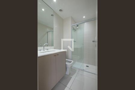 Banheiro de kitnet/studio para alugar com 1 quarto, 30m² em Sumarezinho, São Paulo