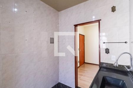 Apartamento à venda com 48m², 2 quartos e 1 vaga Apartamento à venda com 48m², 2 quartos e 1 vagaCozinha