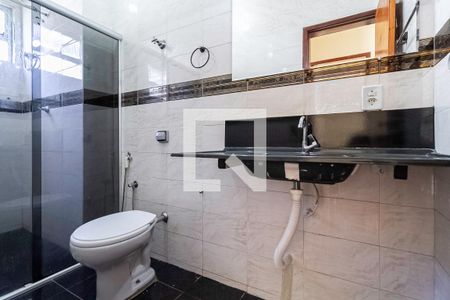 Apartamento à venda com 48m², 2 quartos e 1 vaga Apartamento à venda com 48m², 2 quartos e 1 vagaBanheiro social