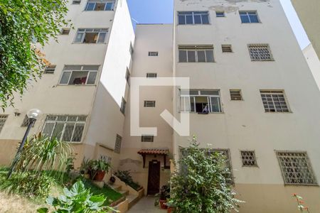 Apartamento à venda com 48m², 2 quartos e 1 vaga Apartamento à venda com 48m², 2 quartos e 1 vagaFachada do bloco
