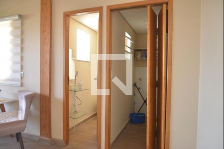 Apartamento à venda com 100m², 2 quartos e 1 vagaÁrea de Serviço