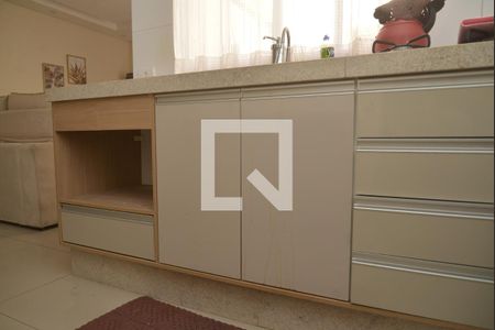 Apartamento à venda com 100m², 2 quartos e 1 vagaCozinha