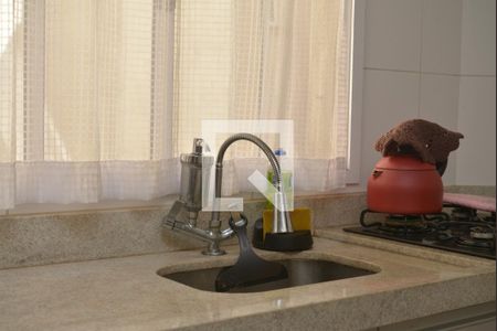 Apartamento à venda com 100m², 2 quartos e 1 vagaCozinha - Torneira