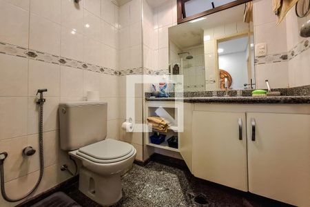 Apartamento à venda com 173m², 3 quartos e 3 vagas Apartamento à venda com 173m², 3 quartos e 3 vagasQuarto 2 - suite
