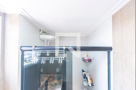 Apartamento à venda com 69m², 2 quartos e 2 vagasBanheiro do Quarto 2