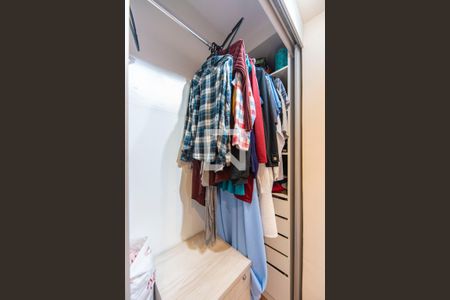 Apartamento à venda com 69m², 2 quartos e 2 vagasCloset Quarto 2