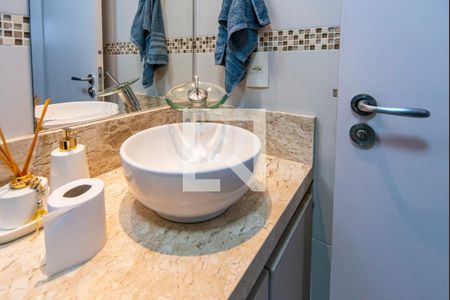 Apartamento à venda com 69m², 2 quartos e 2 vagasBanheiro Social