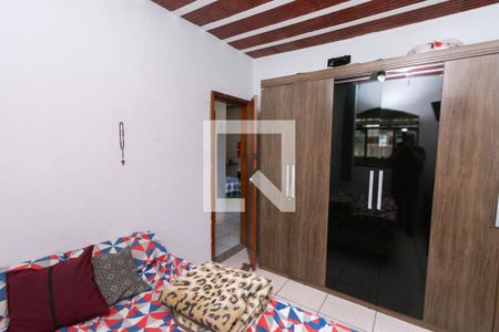 Casa à venda com 330m², 6 quartos e 2 vagasQuarto 2