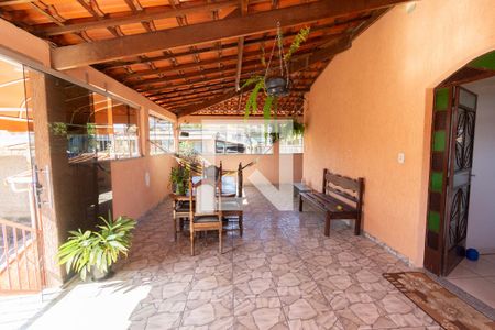 Casa à venda com 330m², 6 quartos e 2 vagasTerraço