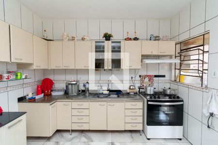 Casa à venda com 330m², 6 quartos e 2 vagasCozinha